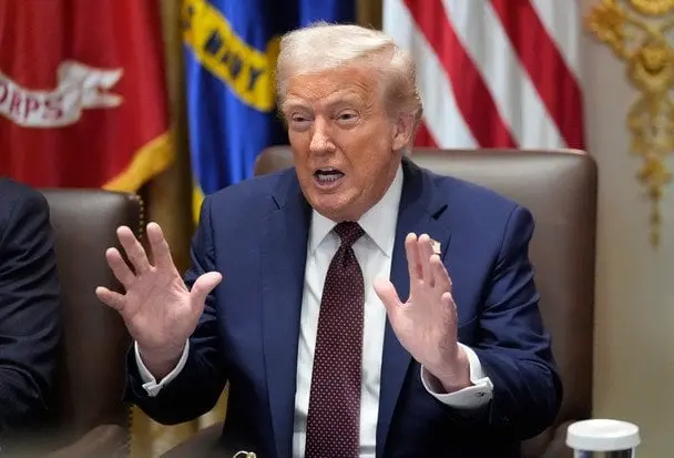 Трамп продовжує погрожувати ЄС: що викликало його лють цього разу