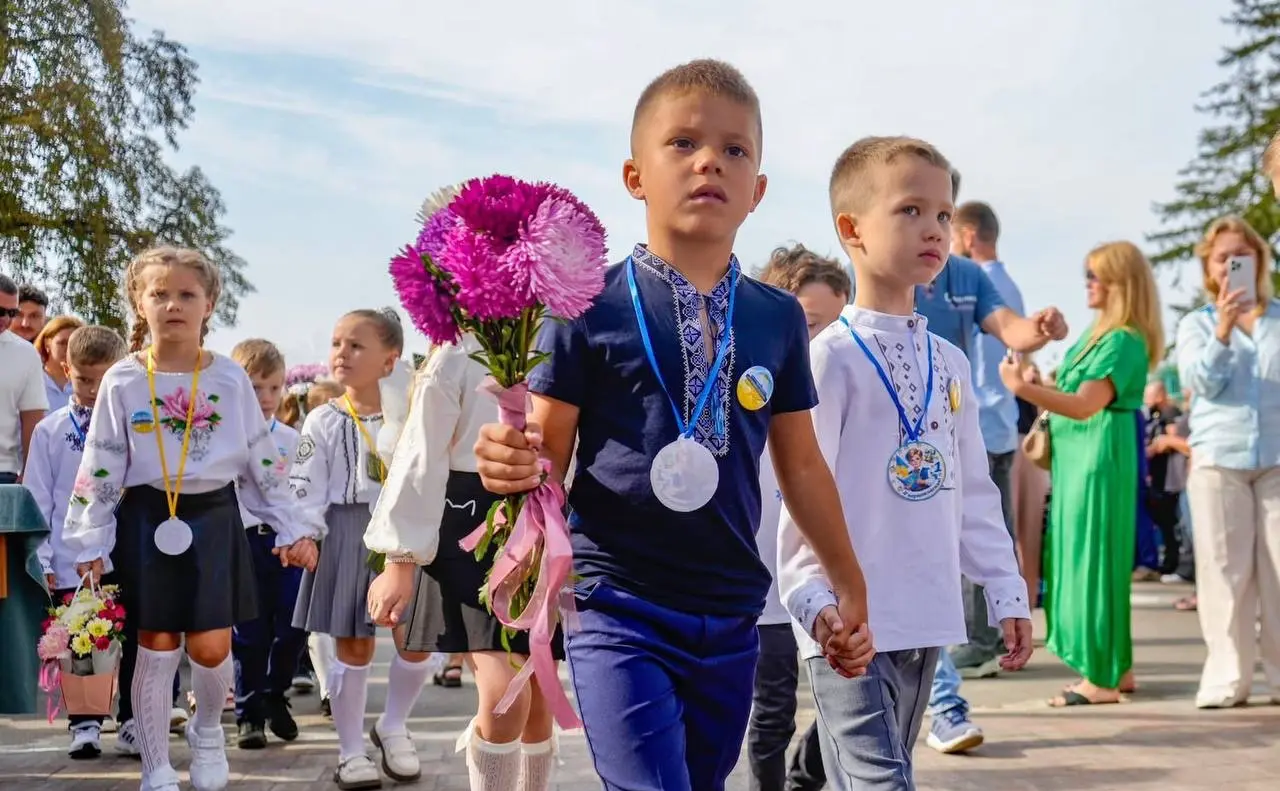 У Бучанській громаді вперше за парти сіли понад 600 першокласників