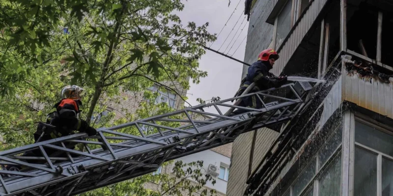 У Вінниці горів балкон у багатоквартирному будинку