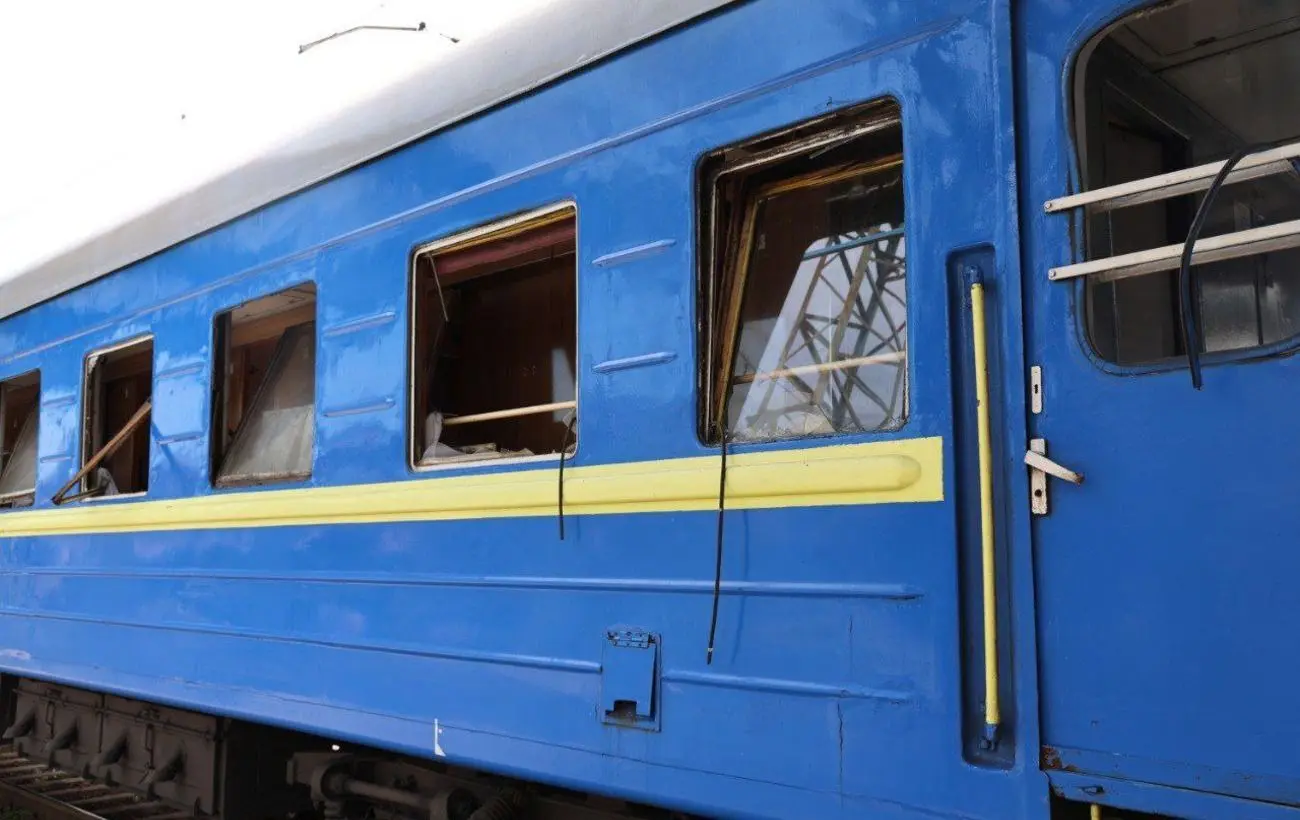 Кількість поранених через удар балістикою по Дніпру і Самару перевищила 160, - Зеленський