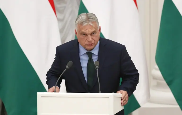 Орбан звинуватив українців у шахрайстві з банківськими картками і знову виступив проти членства України у НАТО і ЄС