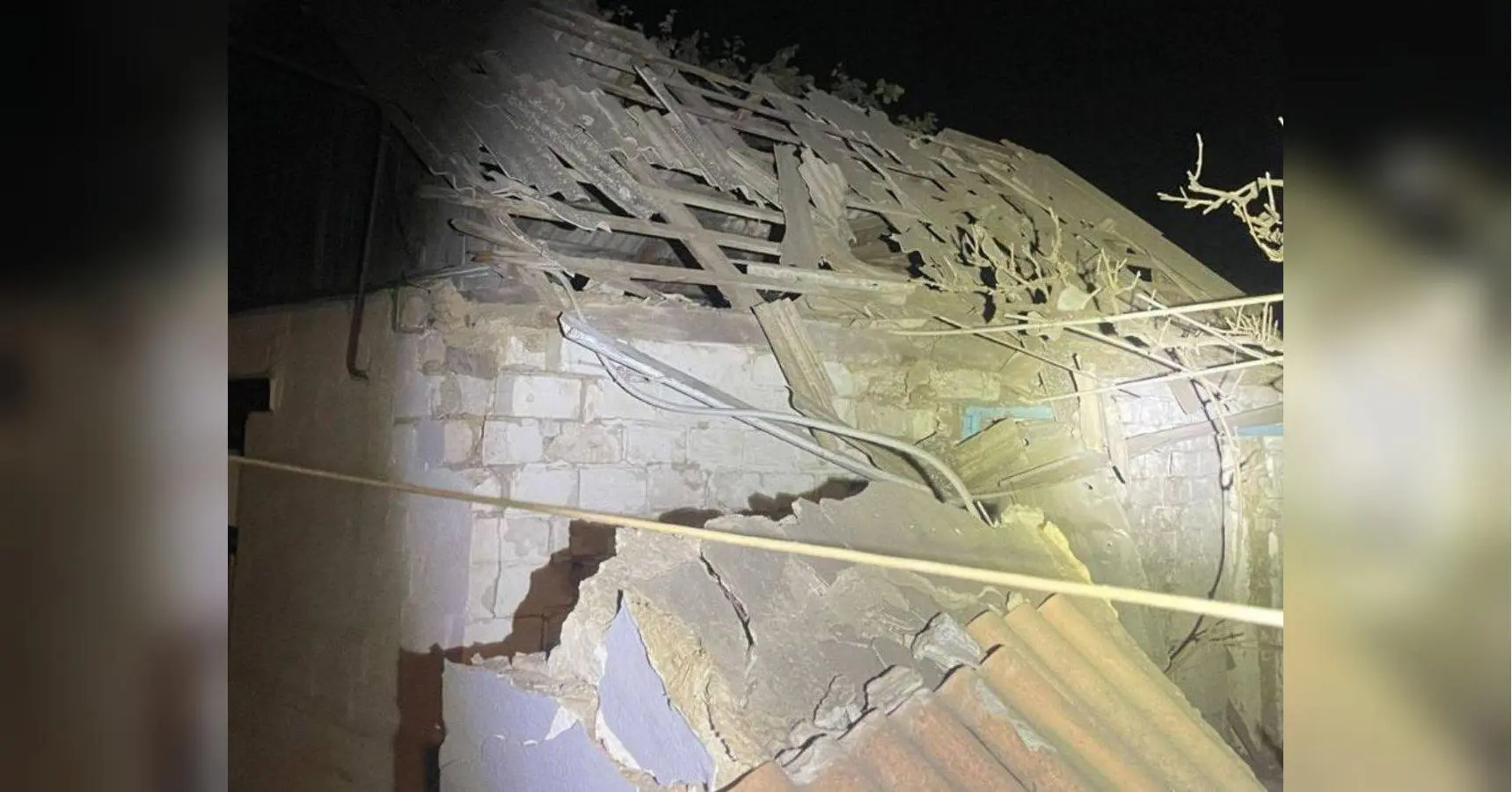 Понад 30 дронів тероризували вночі українців, найбільше — мешканців Дніпропетровщини (фото)