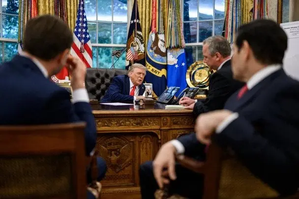 Зустріч Зеленського і Трампа у США: розмови про "костюм", карти та про що домовились світові лідери