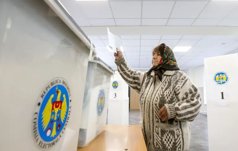 Вибори в Молдові: партія Майї Санду лідирує з 45% голосів