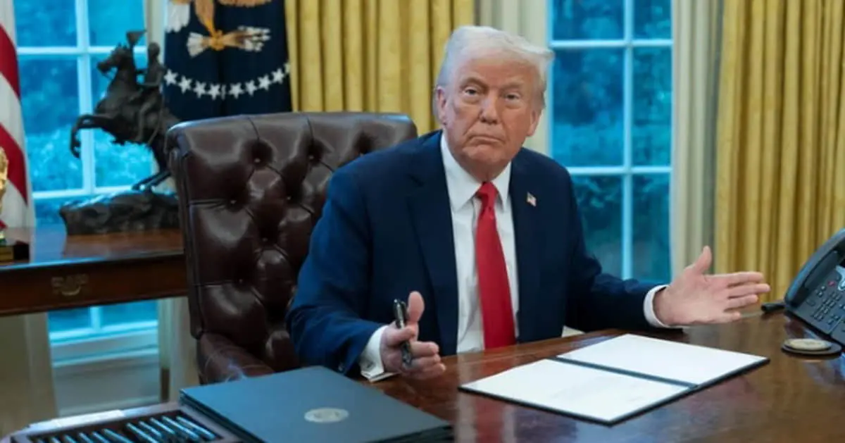 Трамп дав Путіну 12 днів, торгова угода США з ЄС, корабель РФ вторгся в Естонію: новини дня