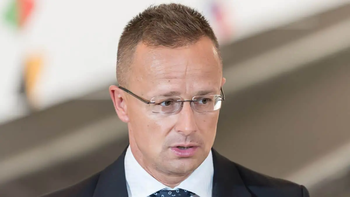 Сійярто заявив, що Угорщина і Словаччина виступлять проти відмови від енергоресурсів з РФ