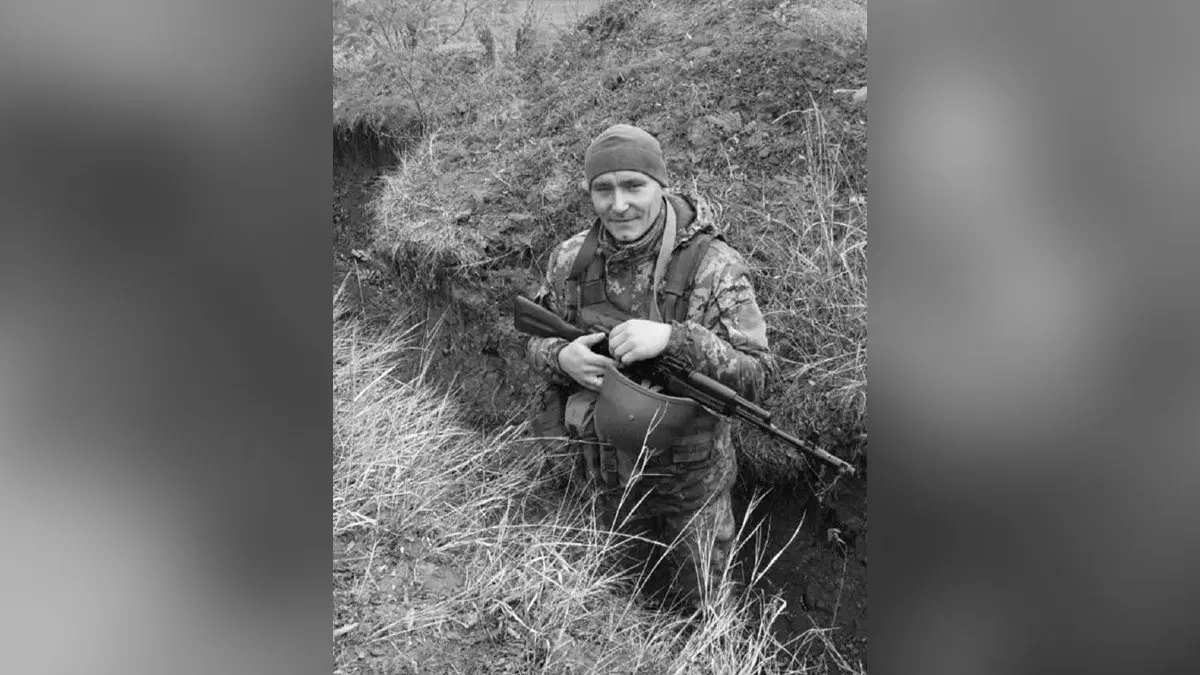 У бою загинув 29-річний старший солдат із Дніпропетровської області Сергій Кравченко