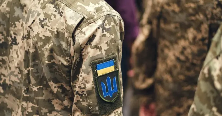 На Івано-Франківщині група невідомих напала на відділок ТЦК. Втекло троє мобілізованих