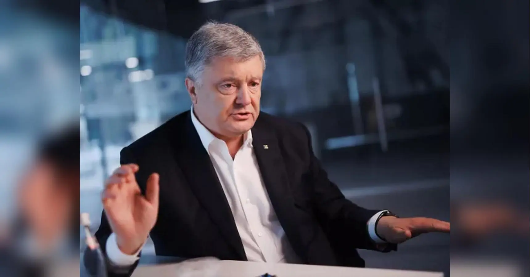 Порошенко сьогодні вимагає сучасну зброю, яку свого часу не дозволив виготовляти Україні — Гладких