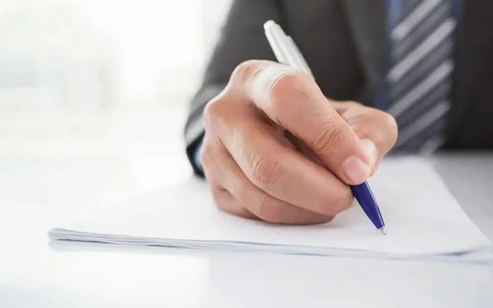 Коли роботодавець може відкликати працівника з відпустки: роз’яснення інспекції з питань праці Дніпра
