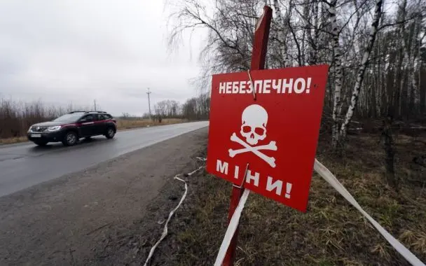 Україна скасувала заборону протипіхотних мін: британський військовий пояснив, що це означає