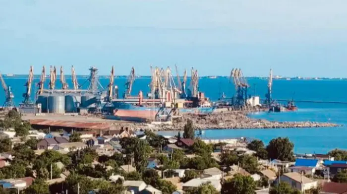 Вибух в окупованому Бердянську знеструмив ремонтну базу росіян