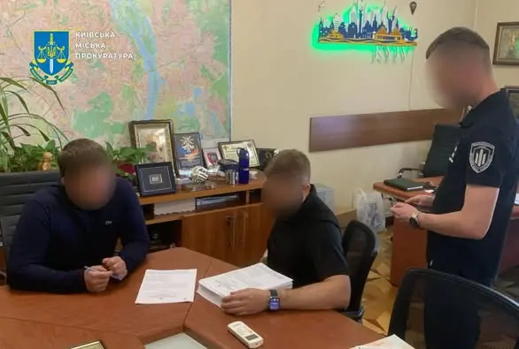 Керівнику КМДА та колишньому керівнику АТП підозрюють розтрату 1,3