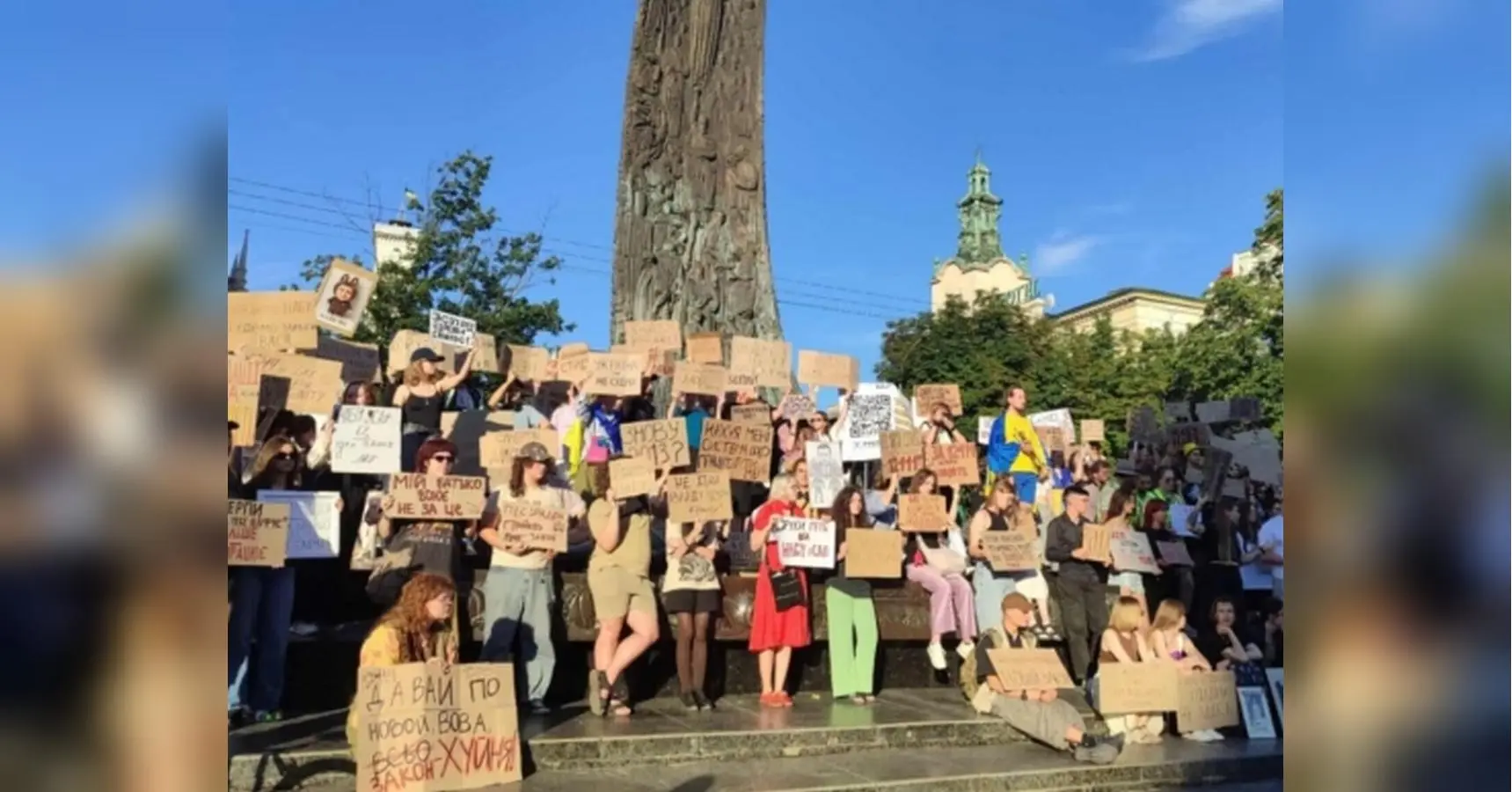 Скорочення фінансової допомоги від ЄС не пов’язане із законом про НАБУ та САП, — ЗМІ