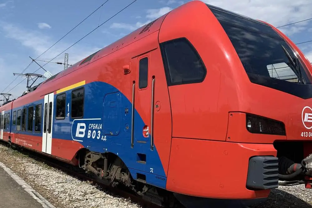 У Сербії тимчасово не курсують потяги через повідомлення про замінування