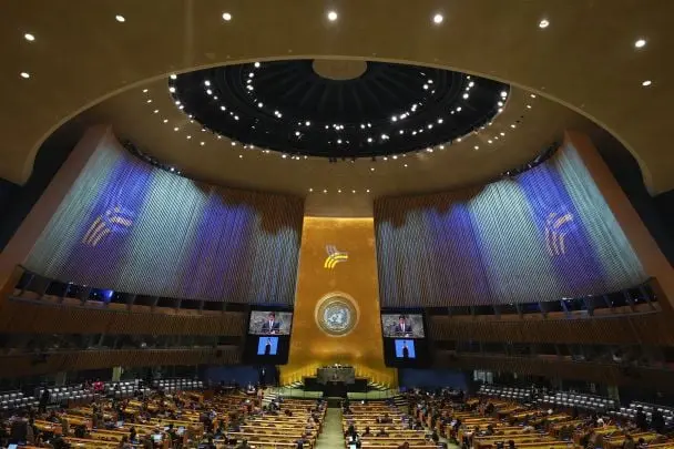 США таємно радилися з Росією щодо тексту резолюції до роковин нападу на Україну — Le Monde
