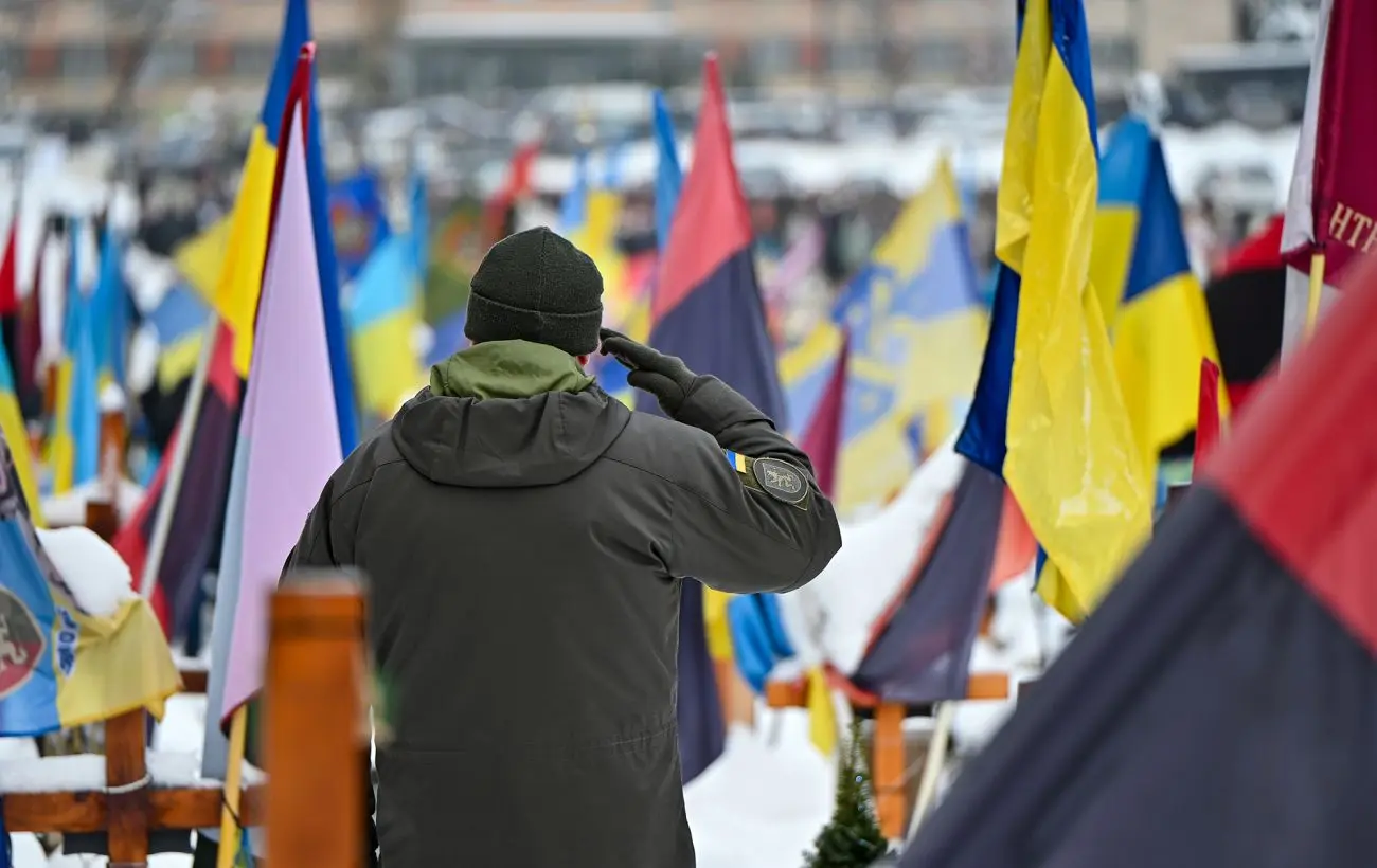 Росіяни поширюють фейк про "відмову" Міноборони у виплатах сім'ям загиблих