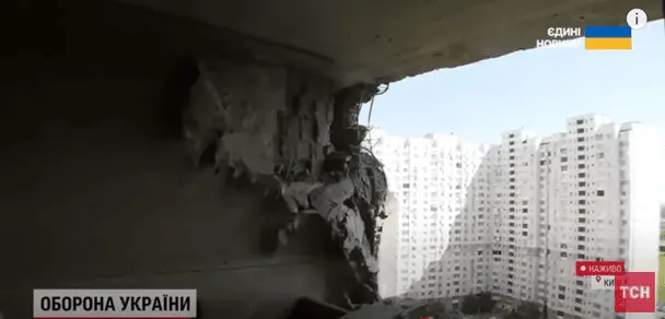 Атака на Київ: жителі багатоповерхівки на Дарниці, куди влетів "Шахед", розповіли про обстріл