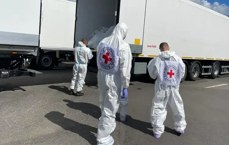 Чому Кремль затягує повернення тіл загиблих українських воїнів — Центр стратегічних комунікацій
