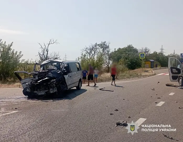 У ДТП на трасі Одеса – Рені загинули троє людей, пасажира-підлітка шпиталізували