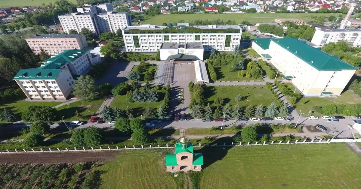 Чому Харківський університет внутрішніх справ звинувачують у рейдерстві