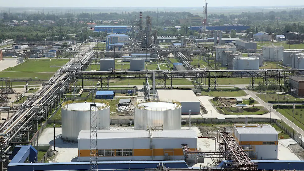 Генштаб подтвердил поражение Афипского нефтеперерабатывающего завода