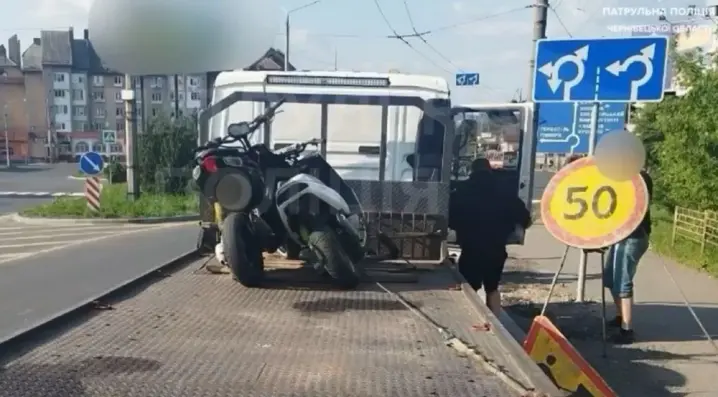 У Чернівцях двоє підлітків позбулися своїх скутерів через керування без документів