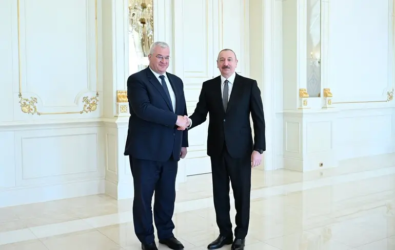 Сибіга зустрівся з президентом Азербайджану у Баку 