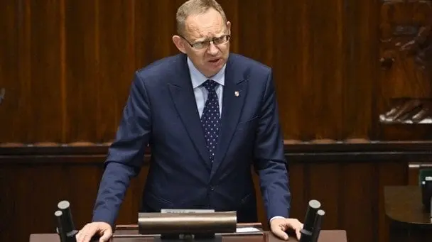 Польський депутат назвав гасло "Слава Україні!" "фашистським", український посол відповів