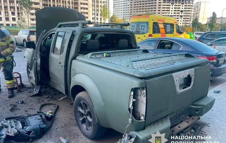 Вибух автомобіля у Києві: постраждалий відмовився від госпіталізації