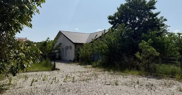 Мешканці Великих Грибовичів зібрали підписи, щоб скасувати аукціон з продажу амбулаторії
