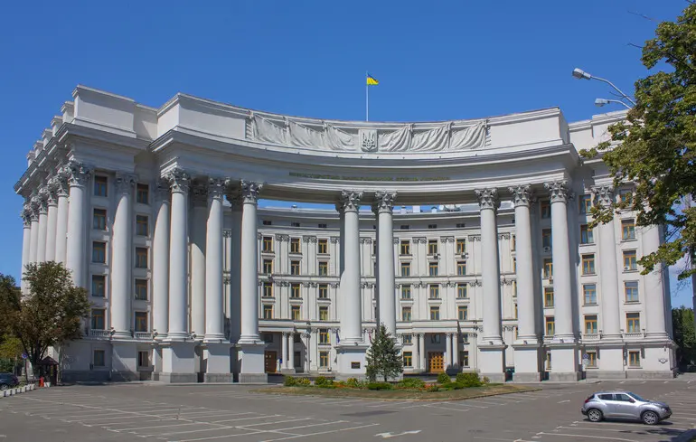 МЗС трансформувало структуру. Створили нові управління та департаменти, зокрема світового українства