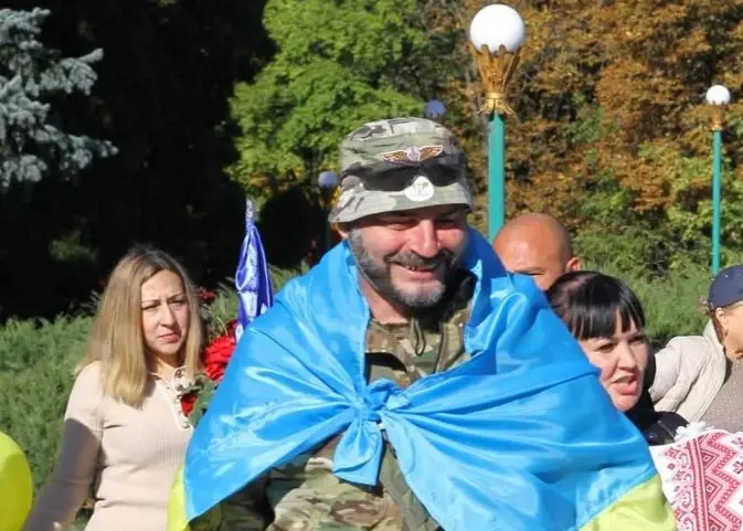 Усією громадою на Вінниччині зустрічали звільненого з полону десантника