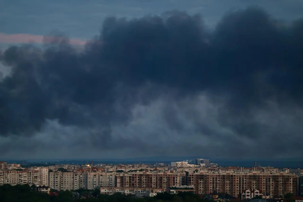 Унаслідок російських ударів є вбиті у Чернівцях, руйнування у Львові, Луцьку та Харкові