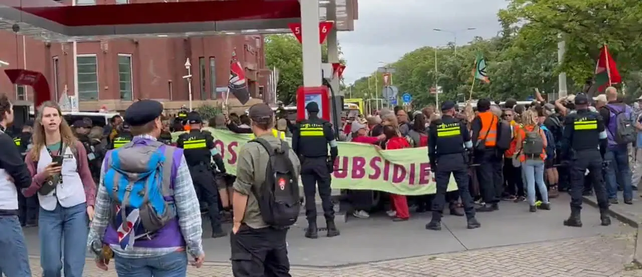 У Гаазі заарештували демонстрантів, які протестували неподалік саміту НАТО