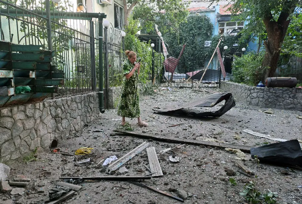 Російські БпЛА в Харкові «зачепили» пологовий будинок, де були породіллі з новонародженими немовлятами