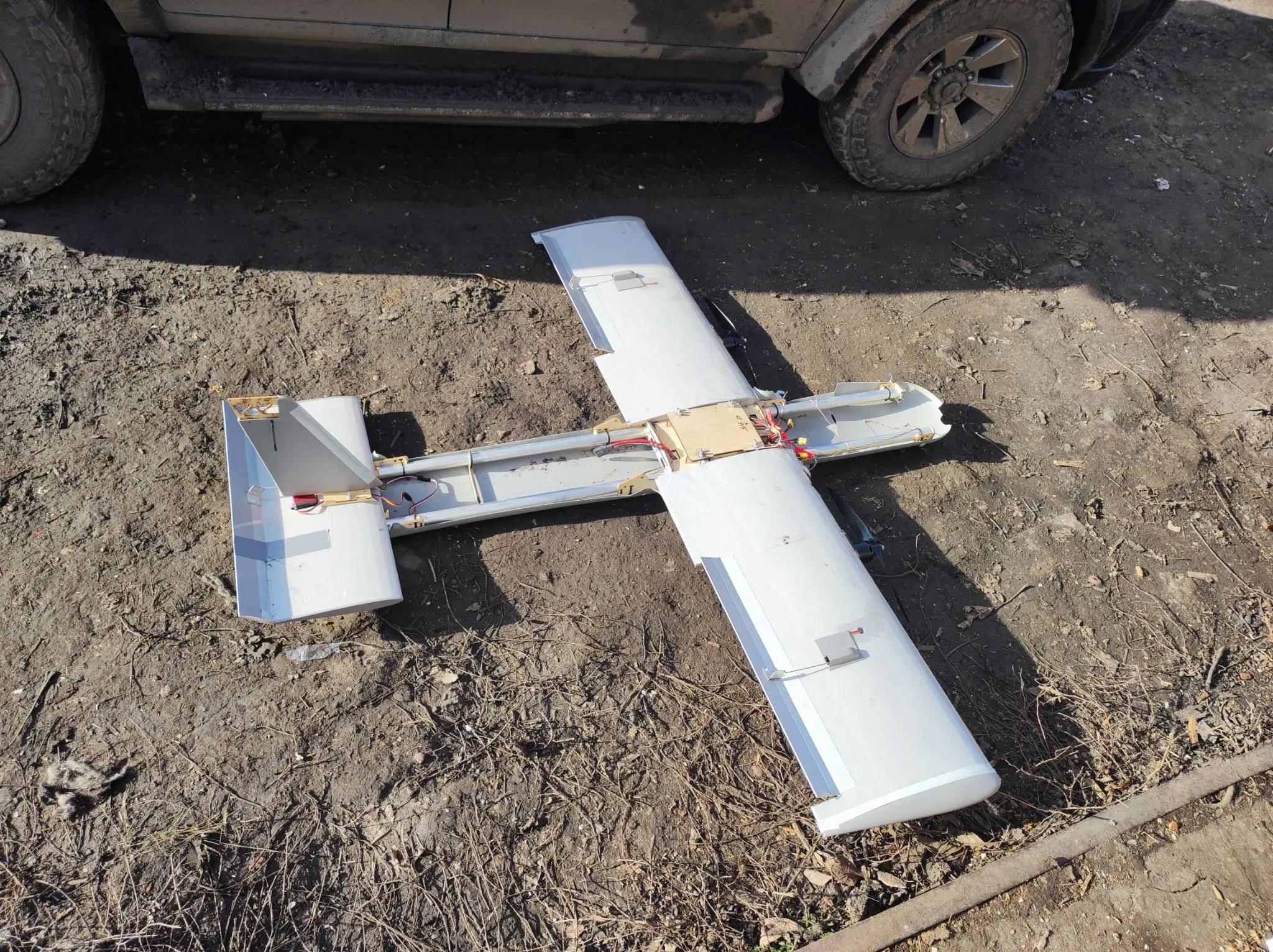 БпЛА «Молния-2» знайшов у себе на городі чоловік у Харкові