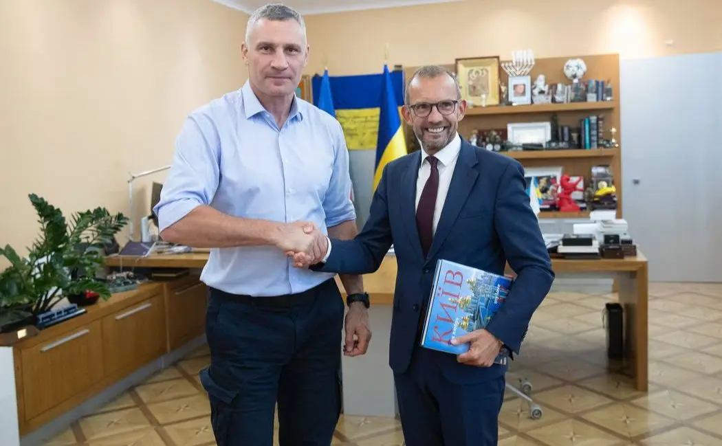 Віталій Кличко зустрівся з головою комітету з питань оборони Бундестагу Німеччини Томасом Рьовекампом
