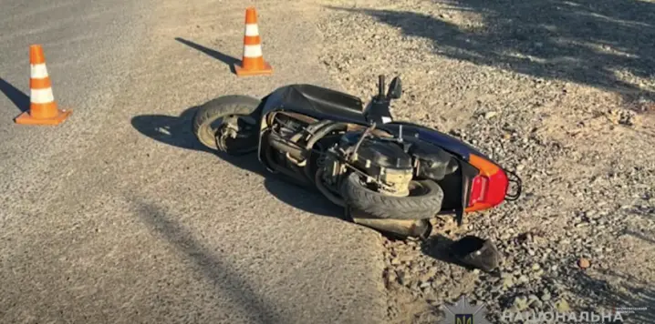 На Буковині мотоцикліст на підпитку потрапив в аварію
