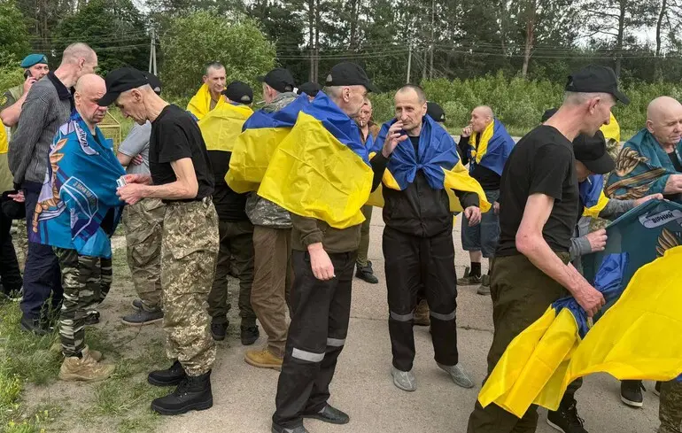 Відбувся ще один обмін полоненими. Додому повернули тяжкохворих та поранених захисників