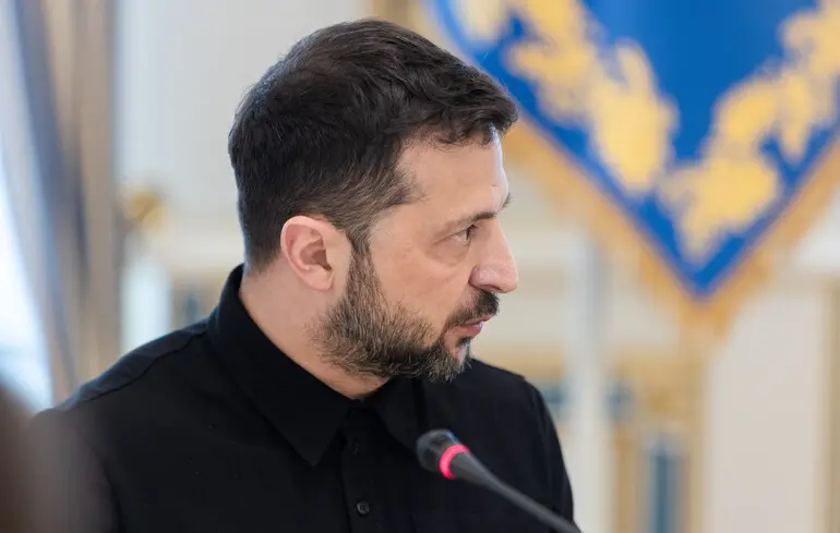 "Відкриває хаби в різних країнах": Зеленський розповів про закордонне відрядження Чернишова