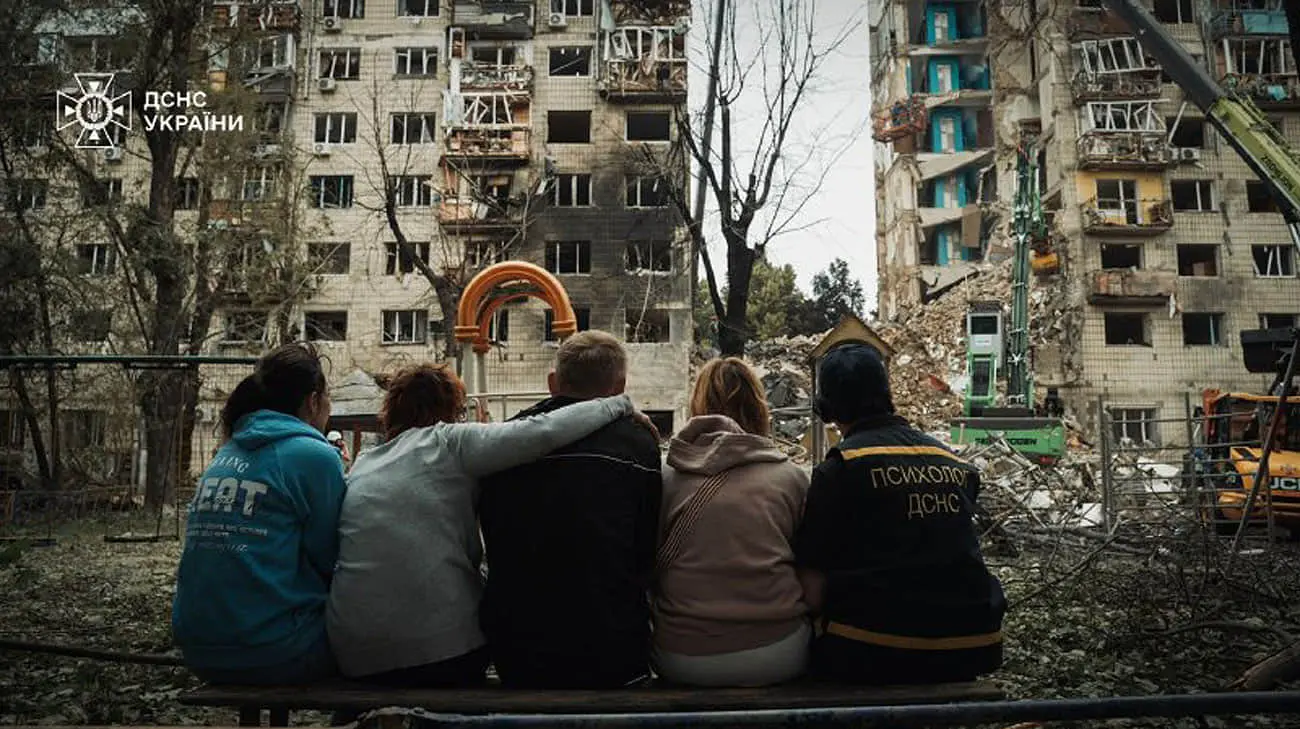 З-під завалів будинку у Києві дістали тіла 5 людей