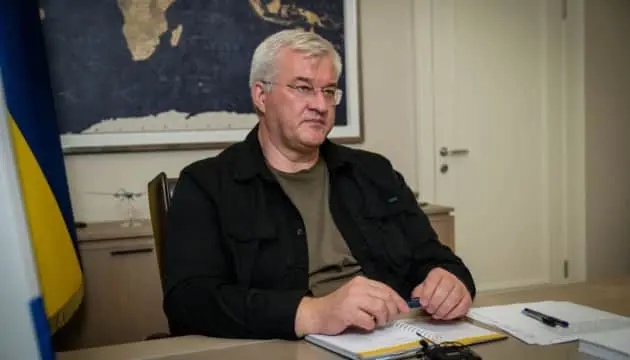 Сибіга обговорив із главою МЗС Канади реакцію на жорстокі удари Росії
