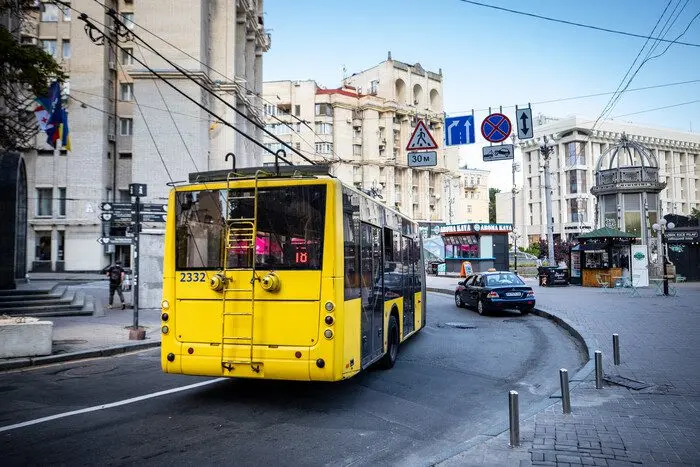 У столиці вводять платний проїзд для школярів та курсантів на літній період 