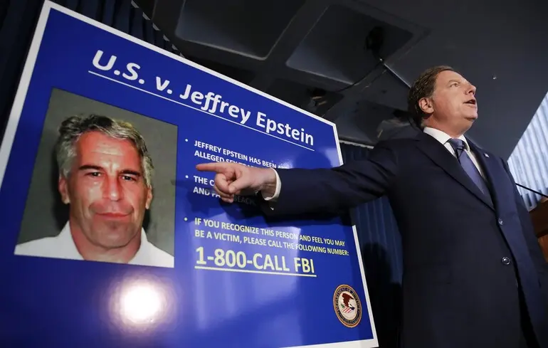 Що варто знати про Трампа, Епштейна та новий скандал всередині MAGA