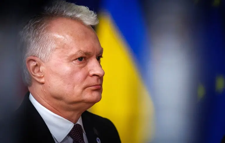 Науседа критикує Мерца за невиконану обіцянку щодо антиросійських санкцій