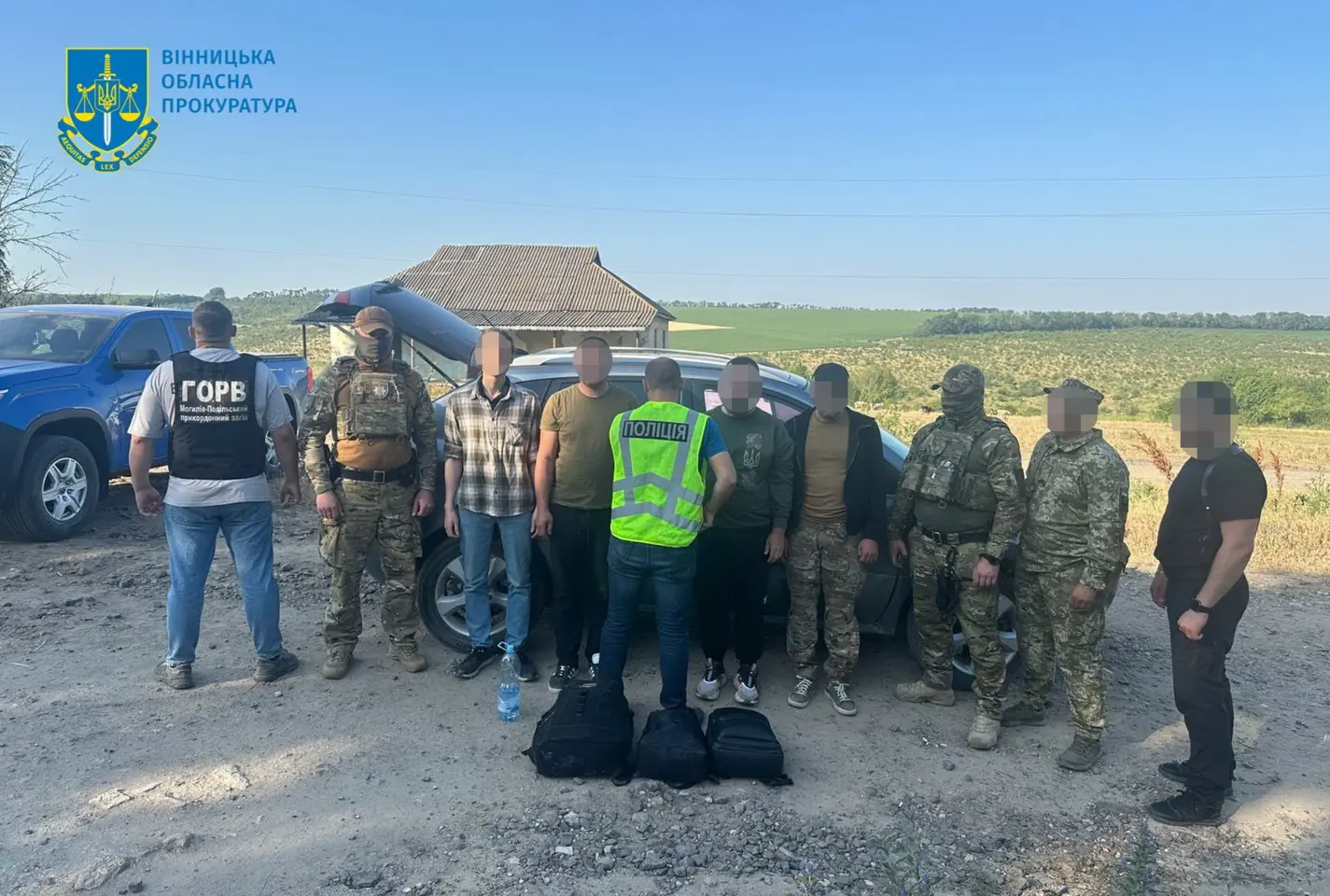 Жителю Тульчинського району, який переправляв чоловіків через кордон, вручили підозру