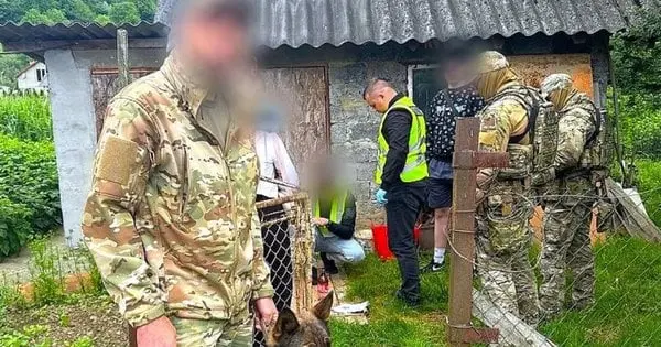 Під час масштабної спецоперації на Прикарпатті затримали групу наркоторговців і рекетирів