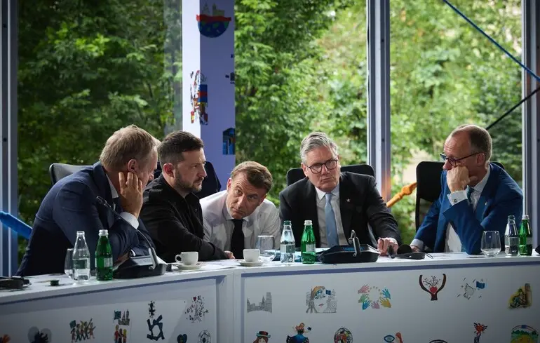 Зустріч "Коаліції охочих" у Парижі: з ким сьогодні обговорюватимуть гарантії безпеки Україні