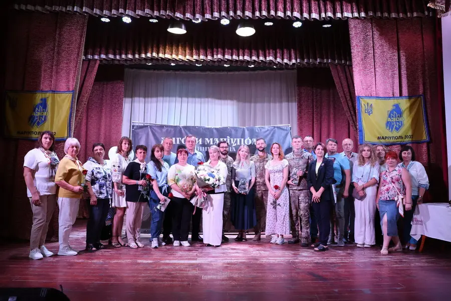 Мама втратила двох синів на війні... У Липовці презентували книгу, на сторінках якої наші Герої